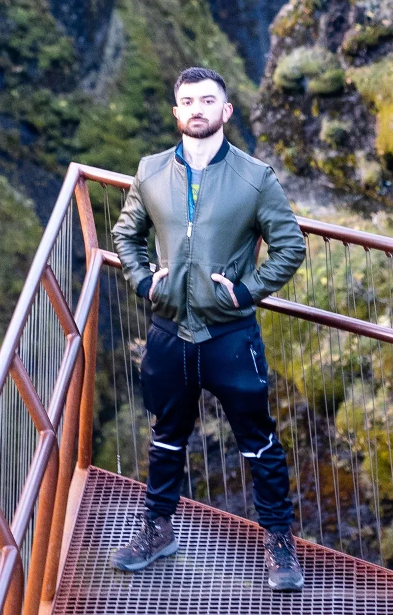 Adrian Cacho in Iceland