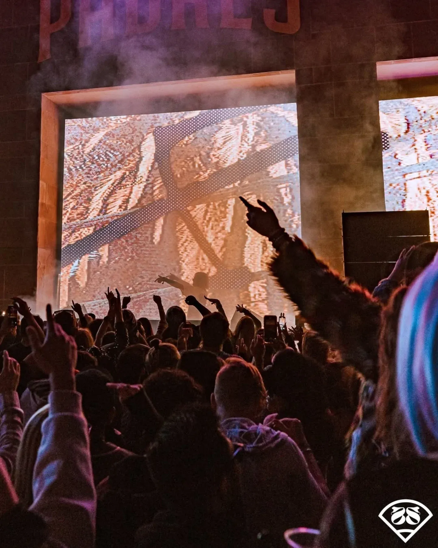 Proper NYE 2025 — VJ — Resolume / Disguise · Hosted by CRSSD · Also NYE ’24